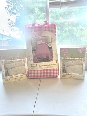 Wicked Katie Kime  3 Pc Bundle Set